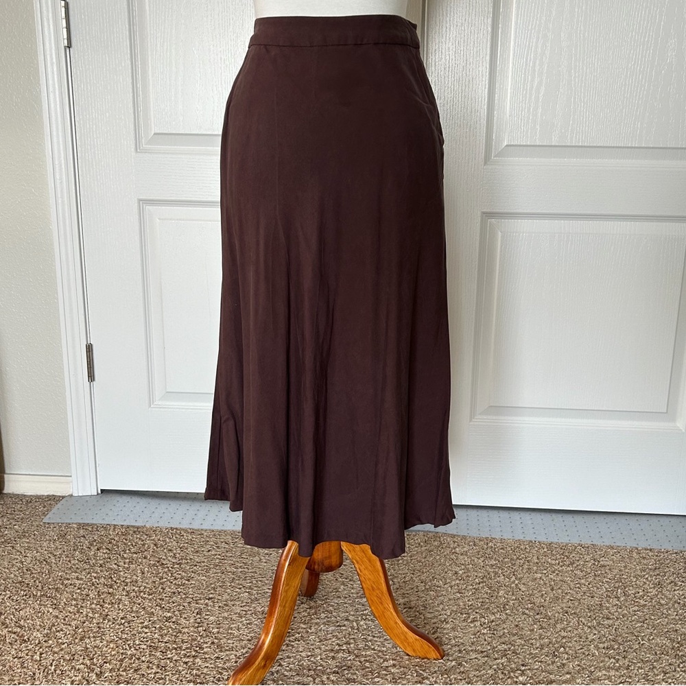 Euro Chocolate Textured Midi Skirt